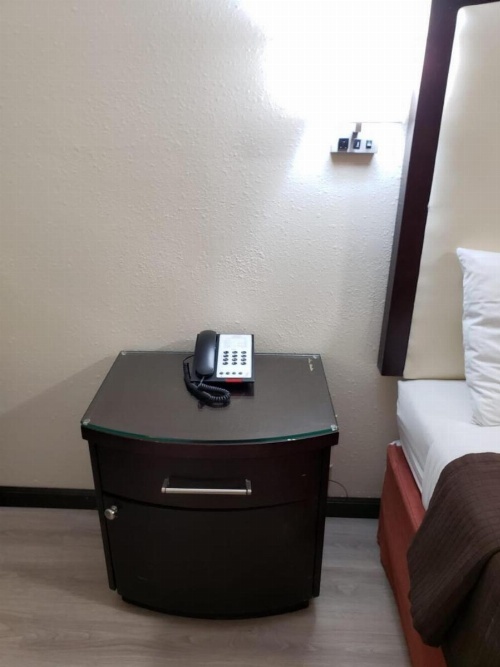 Value Inn & Suites Salina image 11